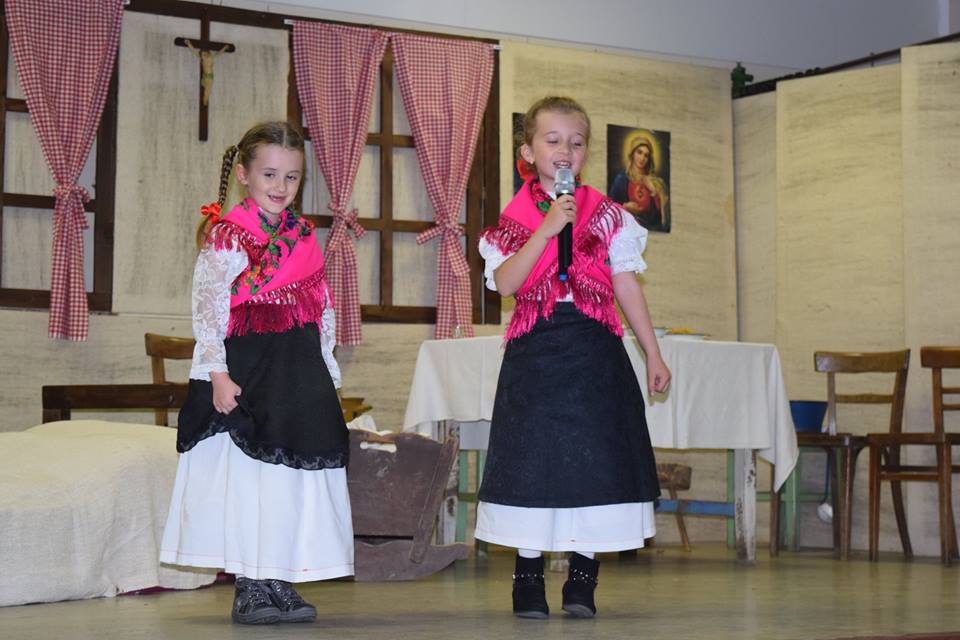 22554722_1943966692535530_2485255485005638992_n