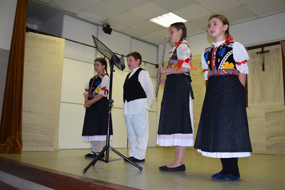 32215542_2040532259545639_6547030928051404800_n